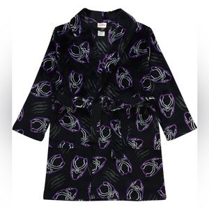 NWT BOYS BLACK PANTHER SIZE 4 ROBE